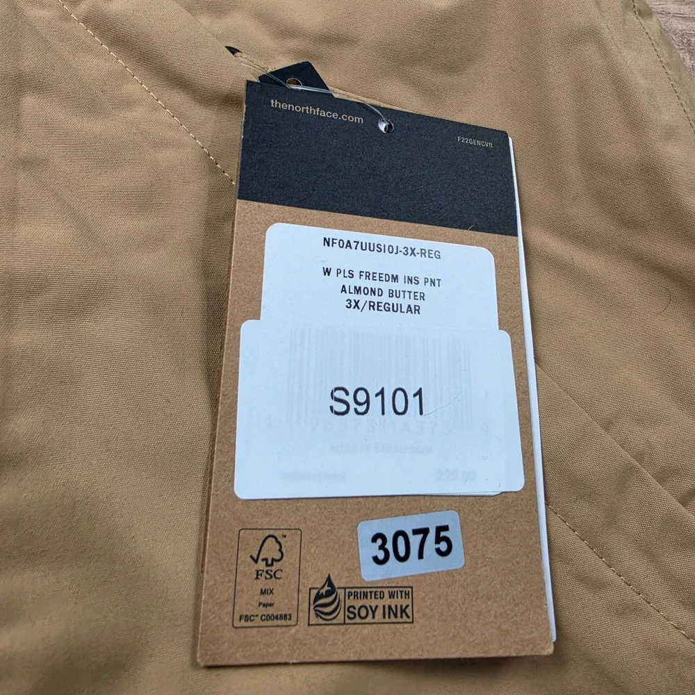The North Face Freedom Insulated Pants Womens 3X Almond Butter Snow Ski NF0A7UUS
